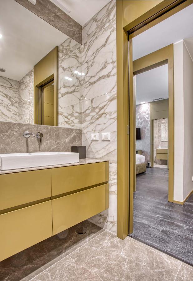 Apartment Le Del Corso The Smart Boutique By Ospitami