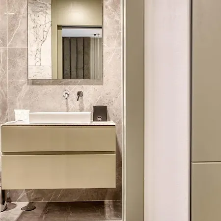 Le Suite Del Corso The Smart Boutique Aparthotel By Ospitami Milan Exterior photo