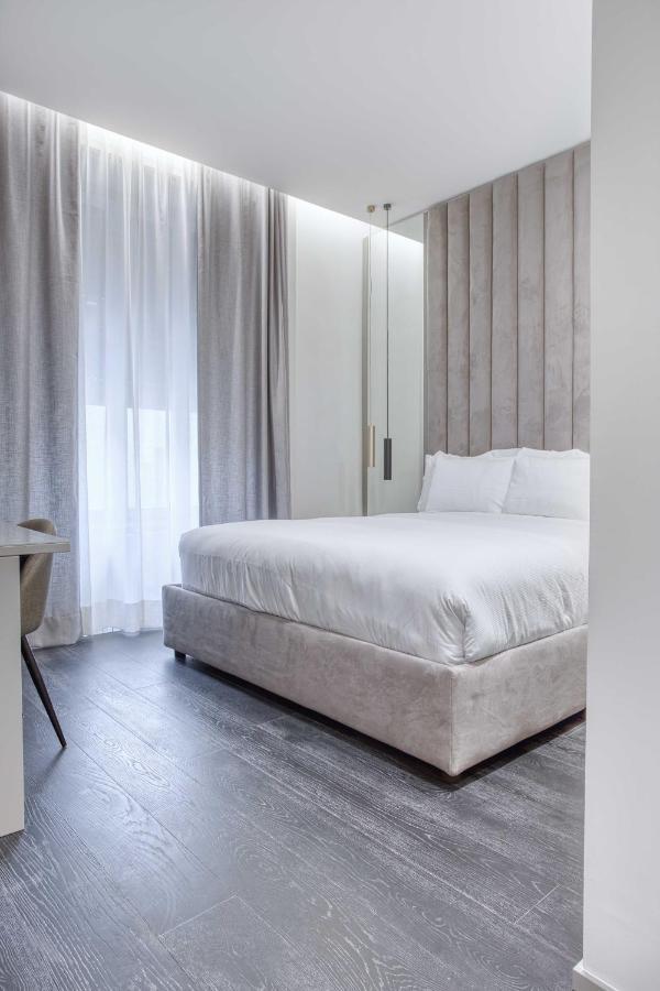 Apartment Le Del Corso The Smart Boutique By Ospitami